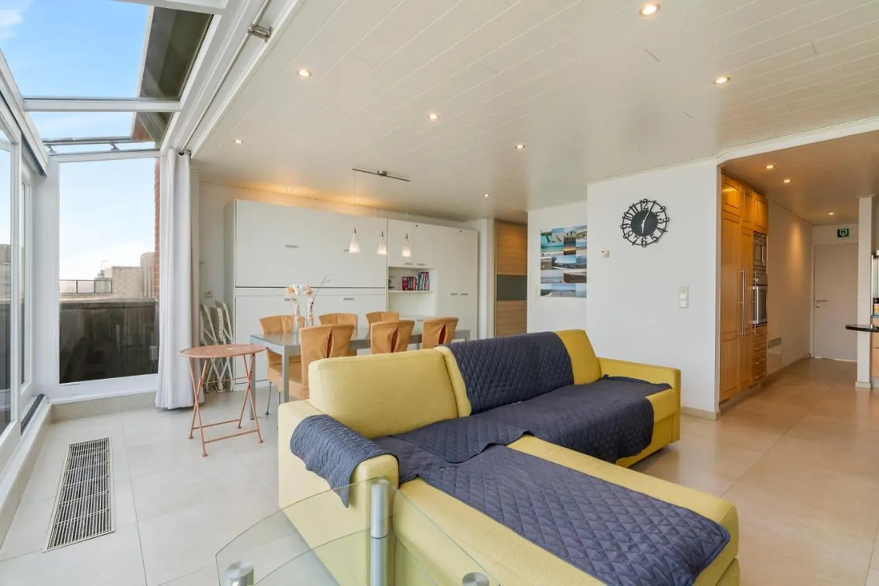 Penthouse App Met Imposant & Eindeloos Zeezicht Apartment Middelkerke